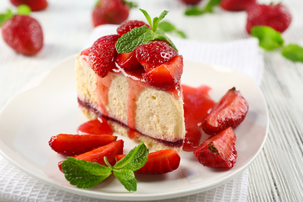 Cheesecake con confettura di fragole