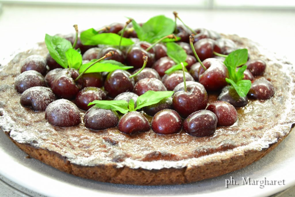 Crostata Cioccolato Ciliegie e Menta