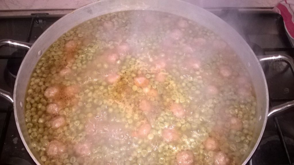 Polpettine con Piselli (pùlpet Cun i Bsàrel)