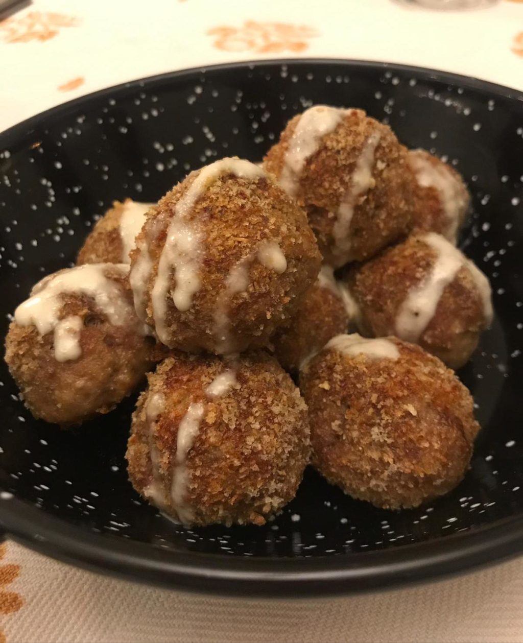 Polpette di Mora Romagnola su Crema di Parmigiano