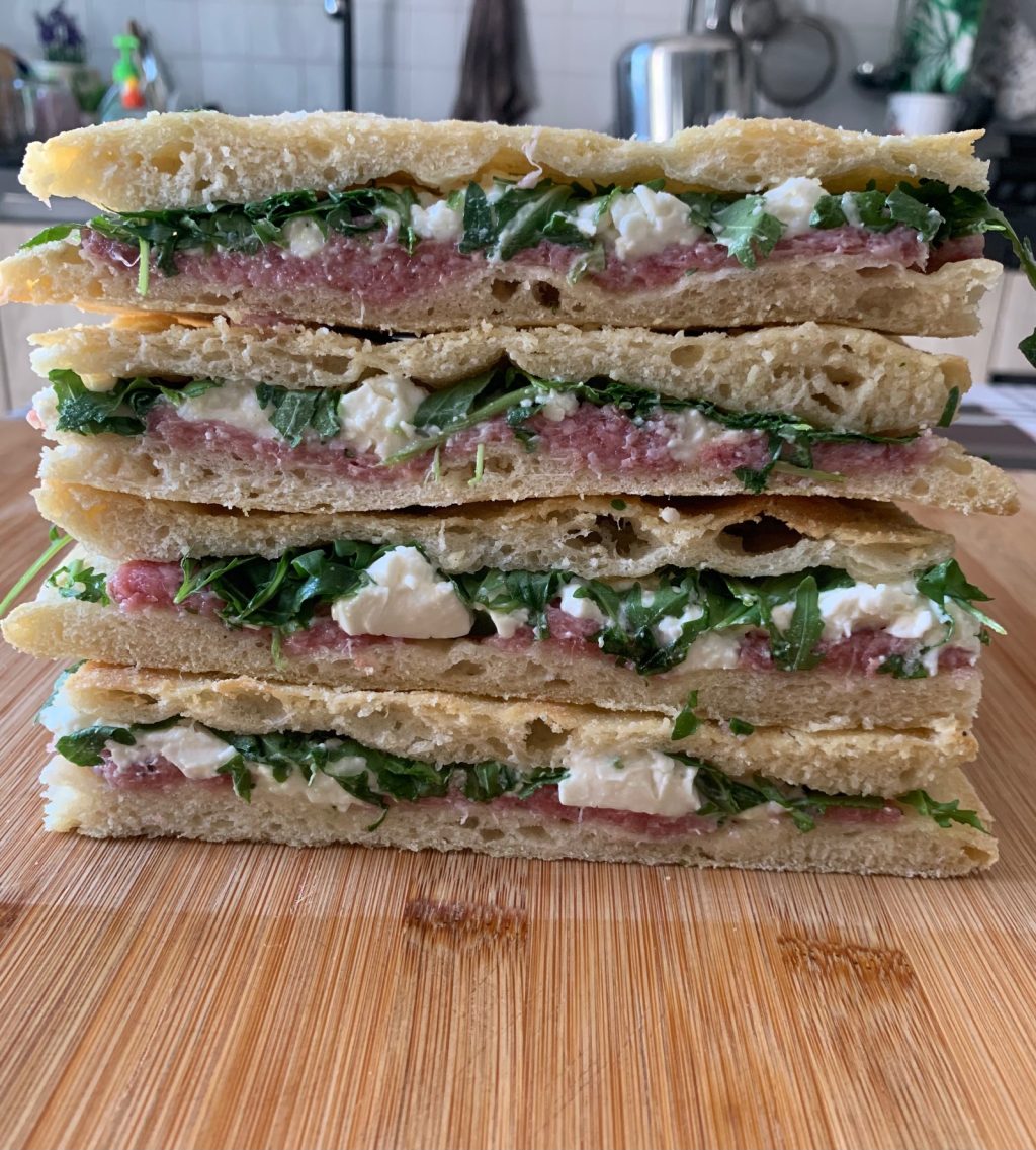 Pizza Baciata Ciauscolo, Crescenza e Rucola