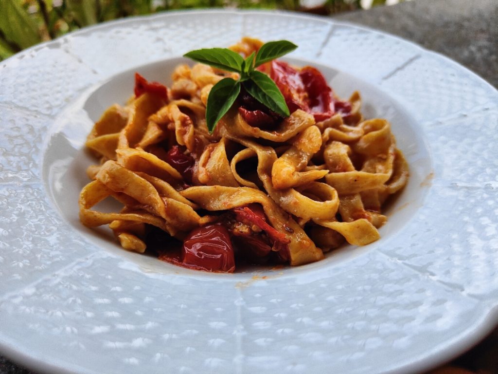 Tagliatelle Rustiche ai Tre Pomodori